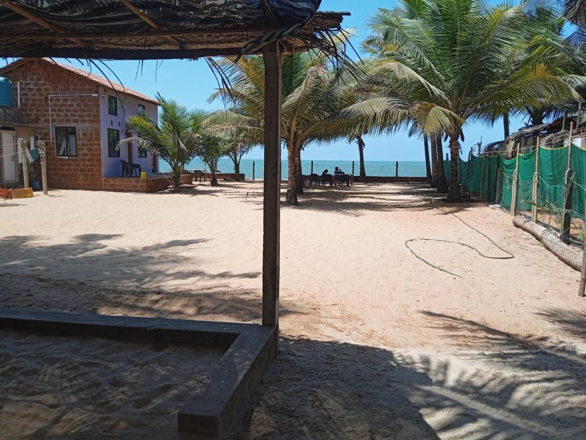 Nisarga Homestay And Beach Resort Gokarna Гокарна Экстерьер фото