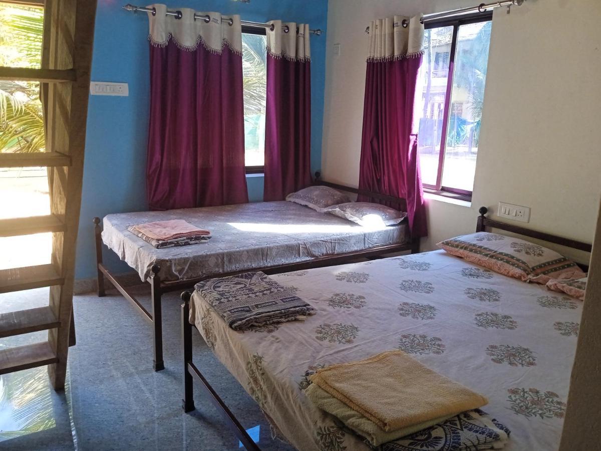 Nisarga Homestay And Beach Resort Gokarna Гокарна Экстерьер фото