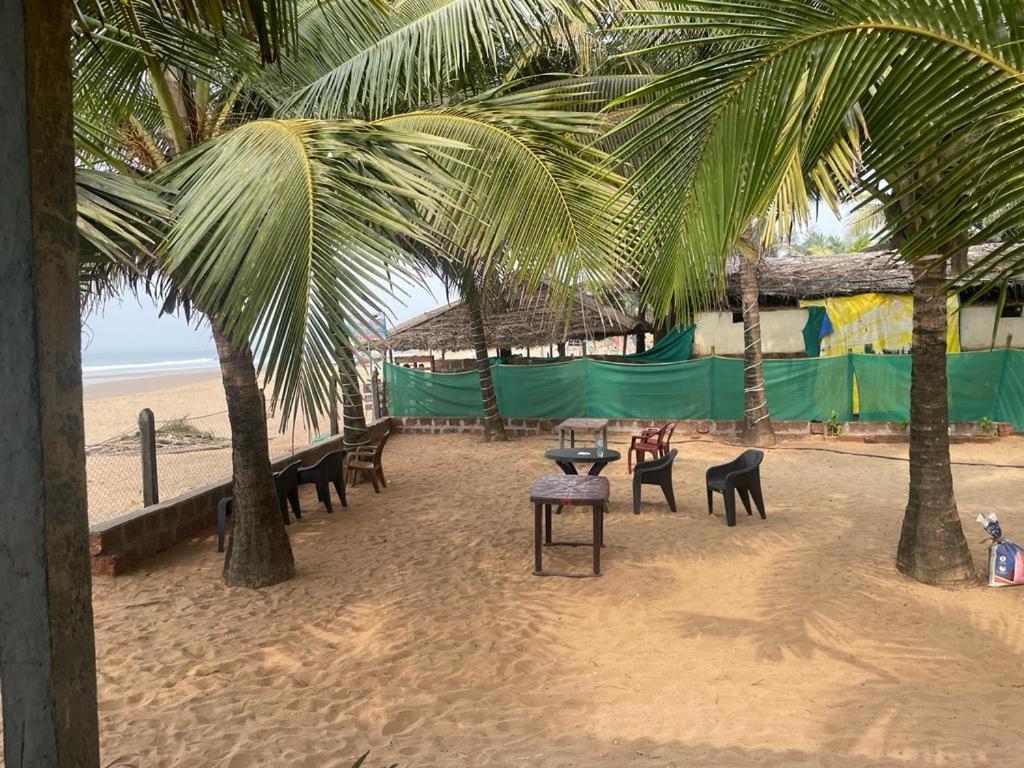 Nisarga Homestay And Beach Resort Gokarna Гокарна Экстерьер фото